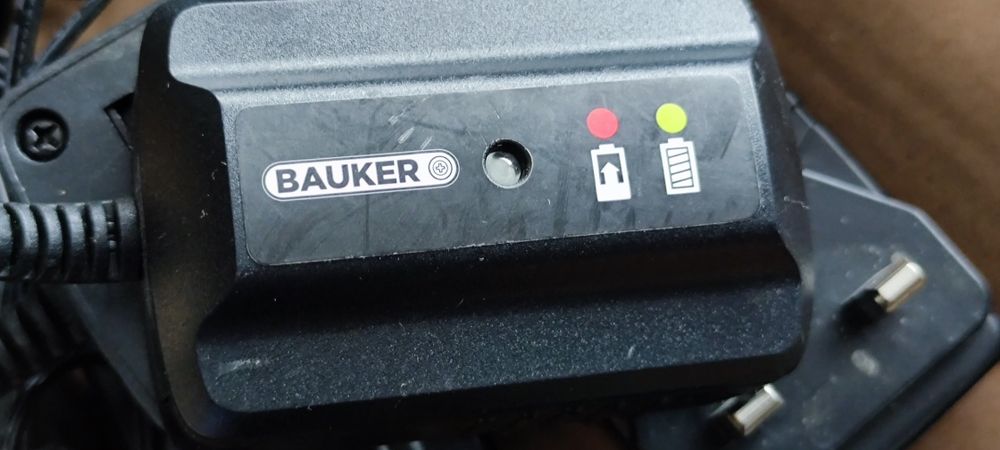 Ładowarki Bauker 18V