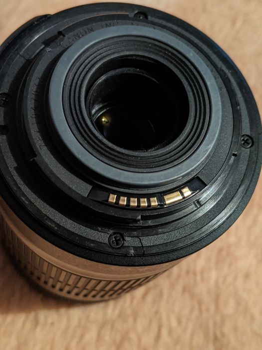 Canon EF-S 55-250mm f/4-5.6 IS II