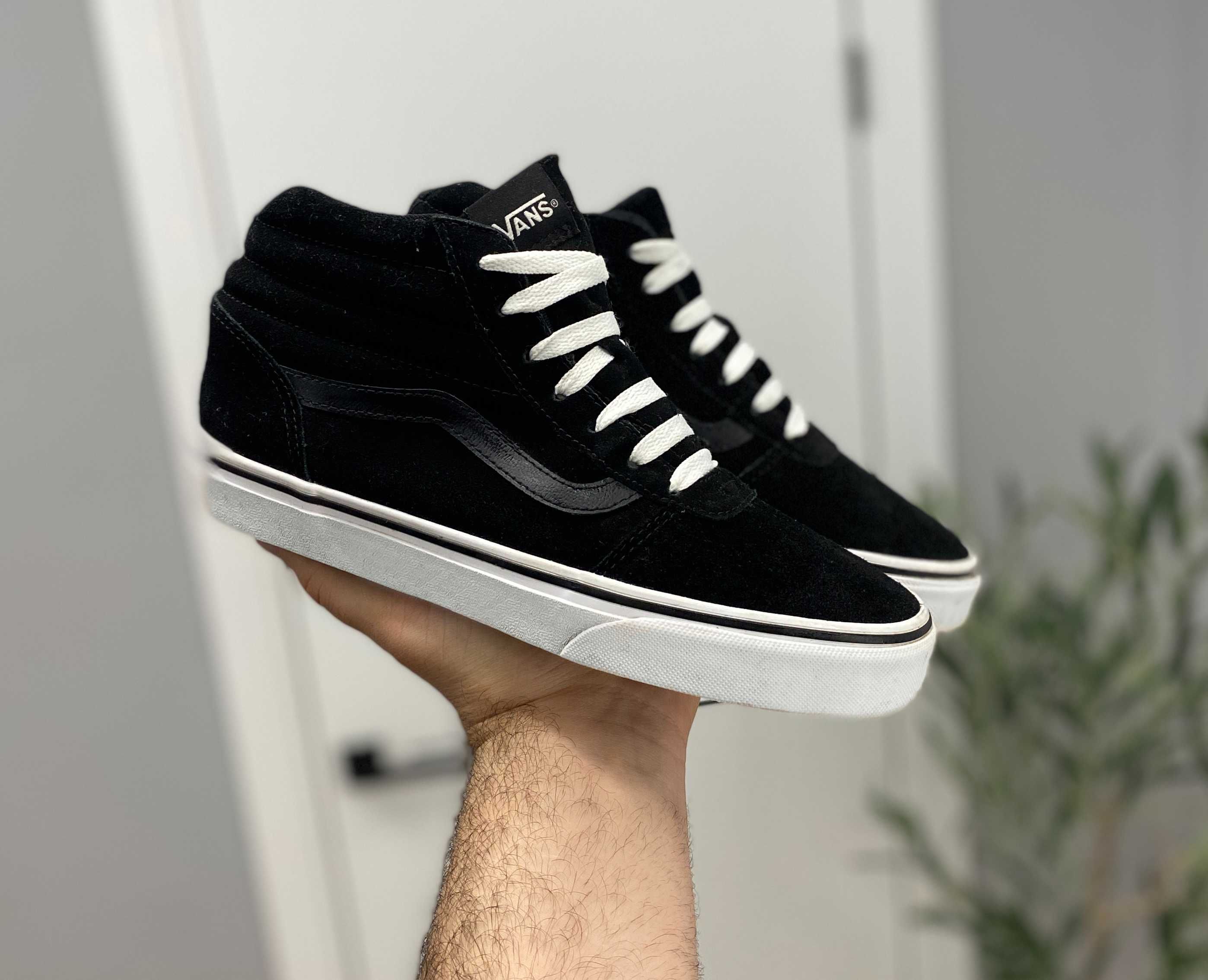 сникеры VANS (оригинал) 39р 25см кроссовки кеды черные