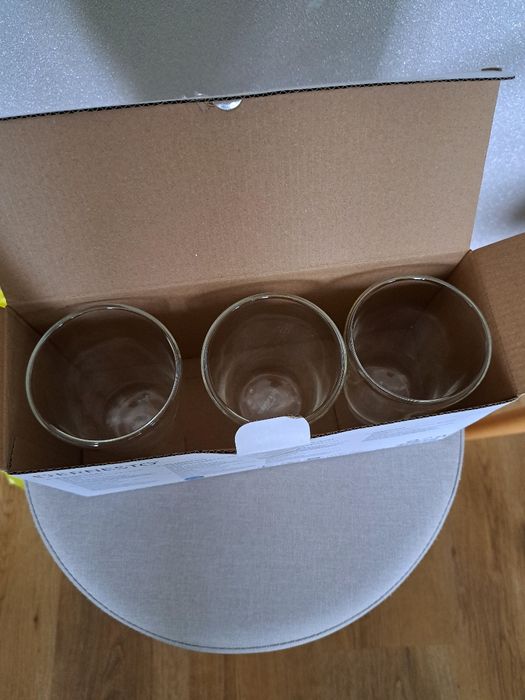 Szklanki  termiczne   nowe