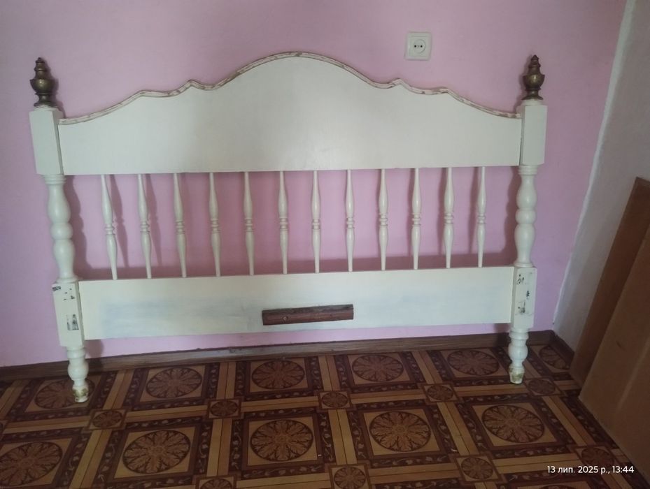 Узголів'я. Спинка для ліжка