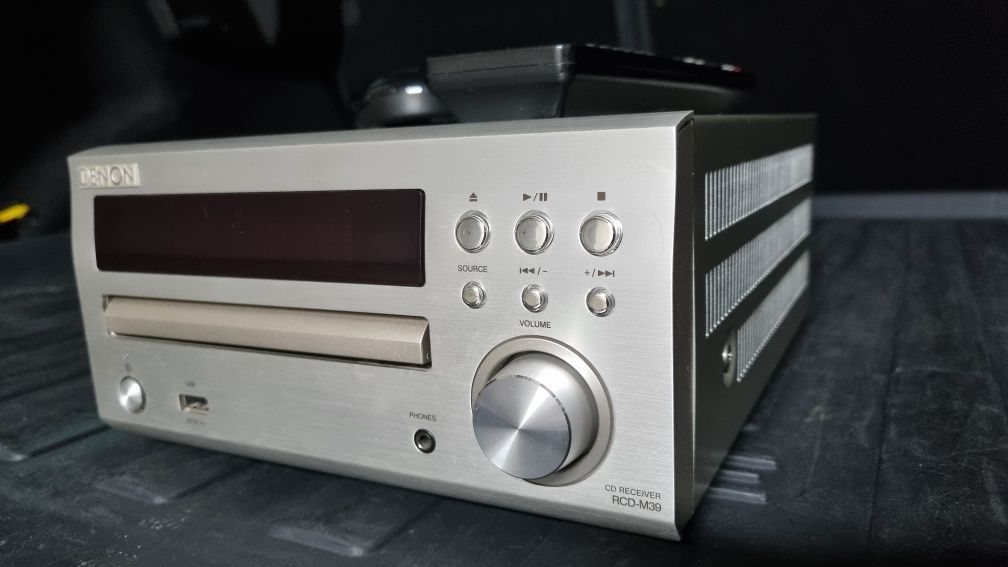 Odtwarzacz Denon RCD-M39 + adapter blutetooth