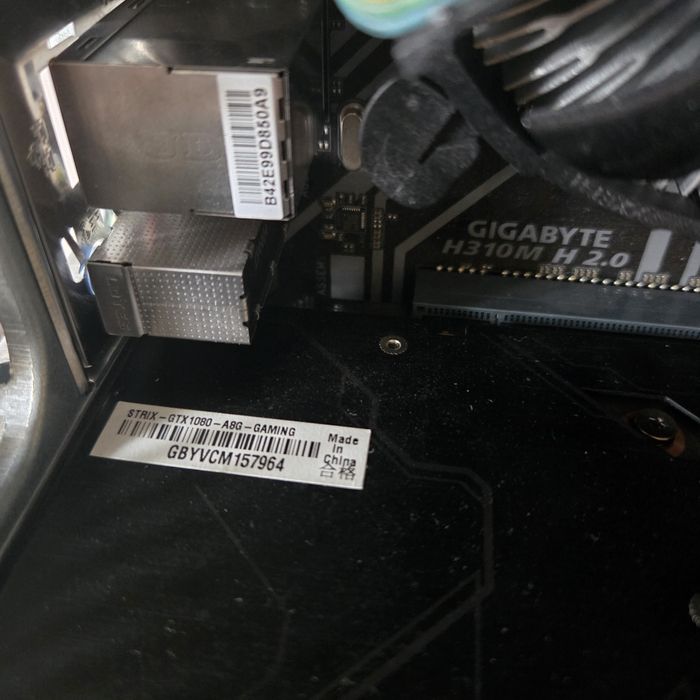 Komputer do gier, gamingowy GTX 1080, 16GB RAM, Intel 9th Gen, SSD