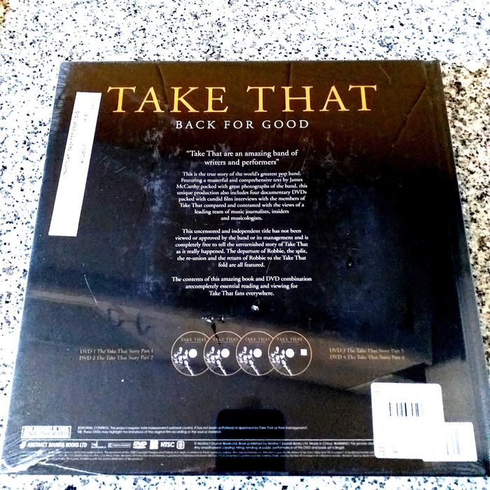 Livro com 4 dvd's e fotos dos Take That