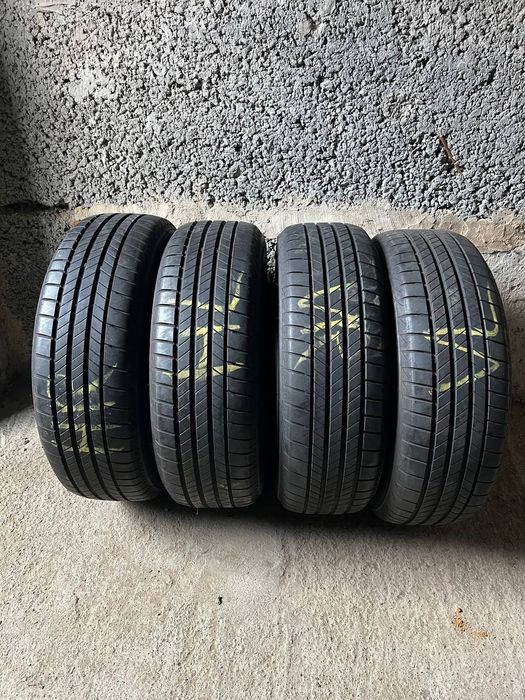 Продам BRIDGESTONE 205/60/r16 (1323)