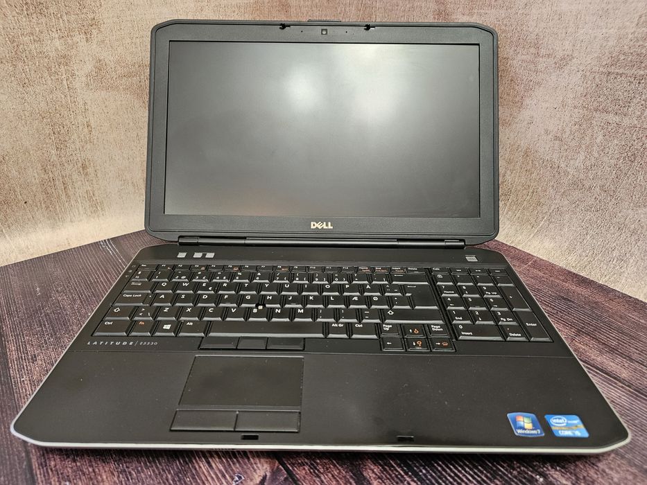 Dell Latitude E5530 (Core i5-3230M/8Gb/Intel HD 4000/SSD 240Gb/TN)