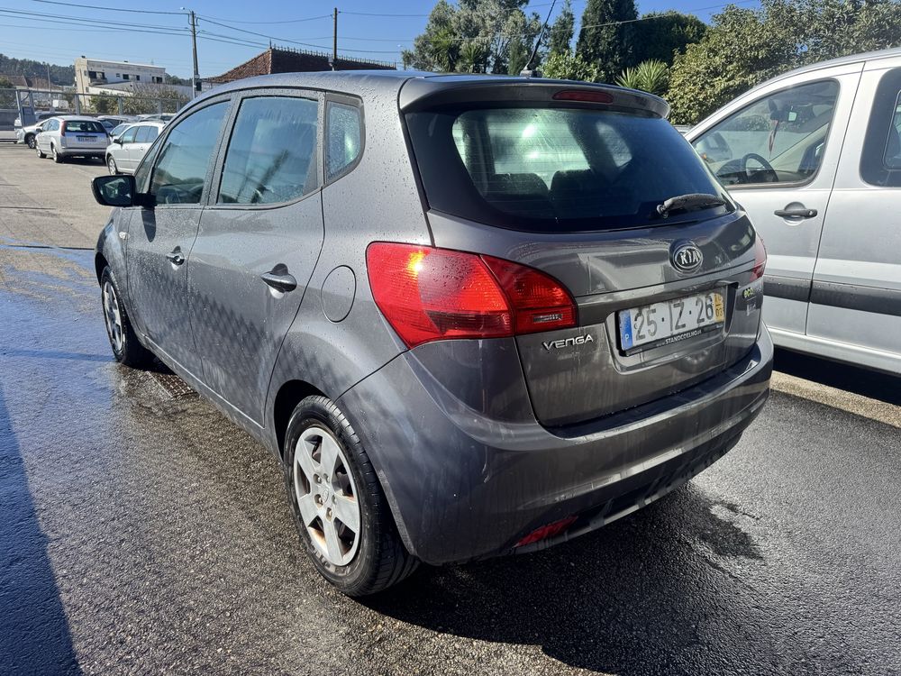Kia Venga 1.4 Attract GPL