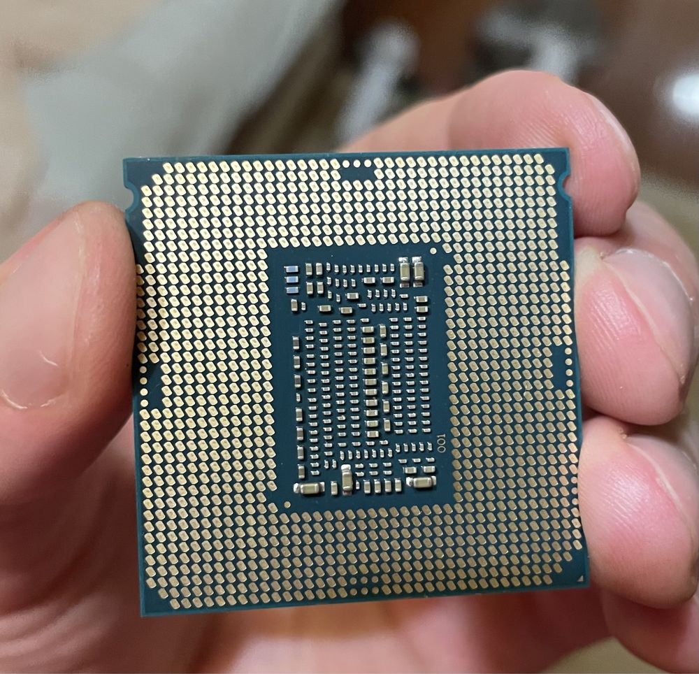 Процесор Intel I5 8600k, Материнська плата Gigabyte Z390 Elite