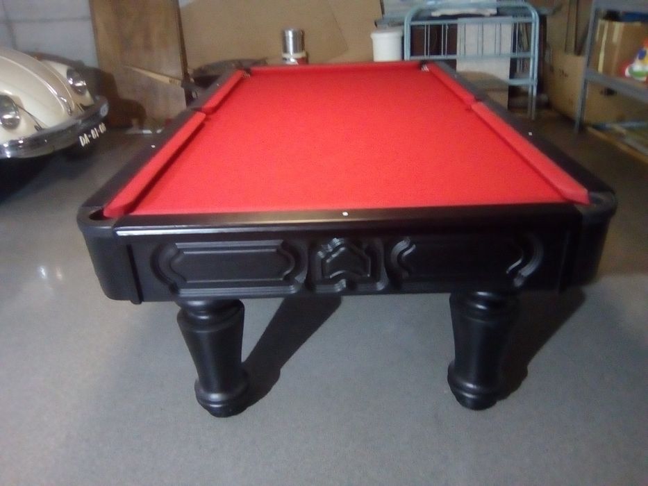 Montagem de bilhares