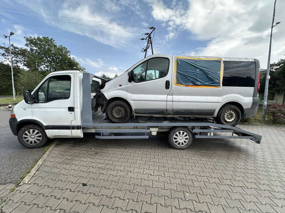 Części trafic vivaro.