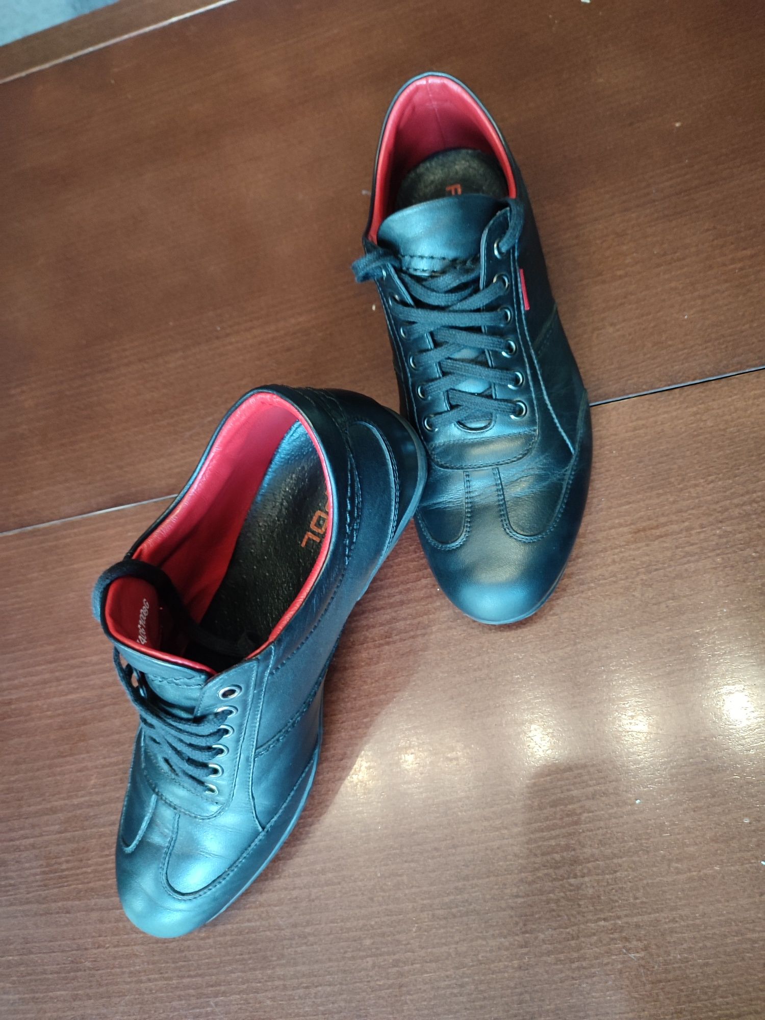 Buty pantofle półbuty skórzane pilpol rozmiar 40