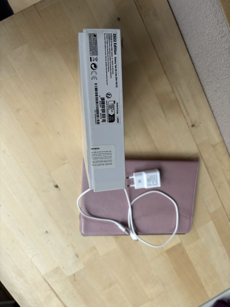 Tablet Samsung Galaxy Tab S6 Lite 2022 Edition + rysik - idealny