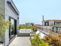 Apartamento T3 duplex nas Amoreiras com dois terraços e vista de ci...