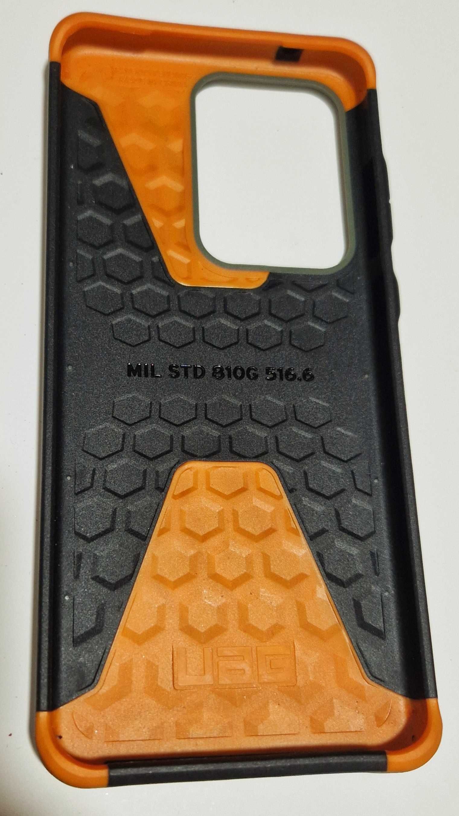 Чехол противоударный милитари UAG mil std 810g 516.6