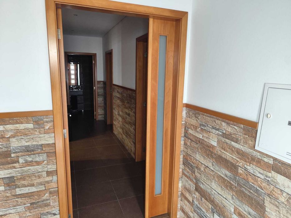 Arrenda-se Casa T3 Válega