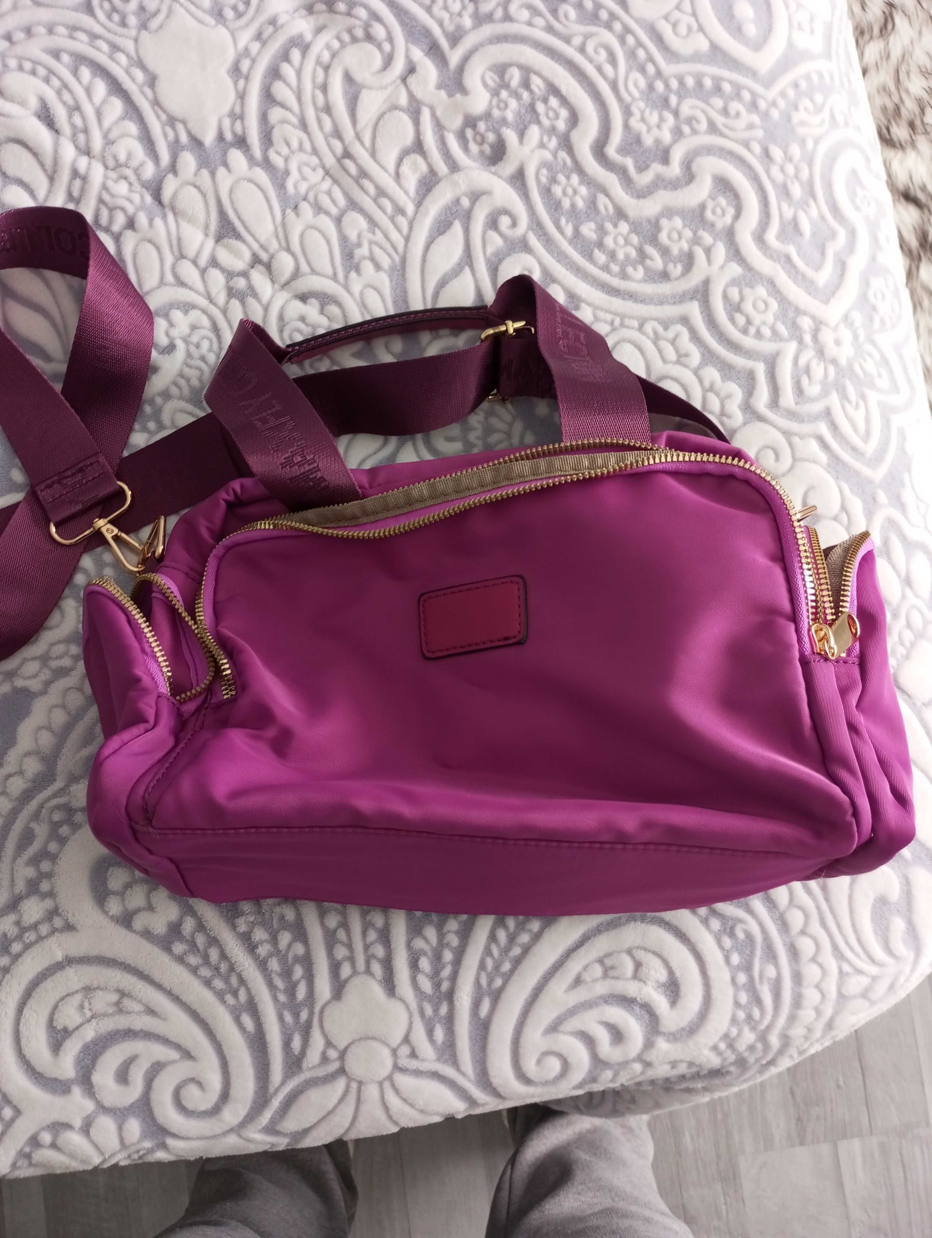 Carteiras,  mochilas...