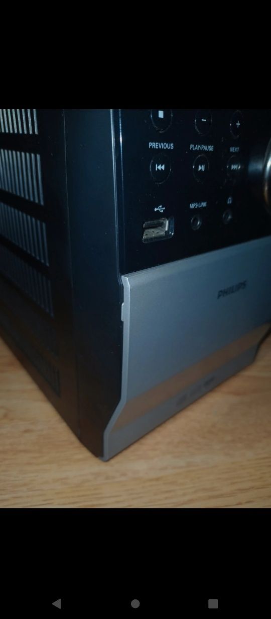 Wieża Philips.  CD/USB/AUX/Radio. MP3.