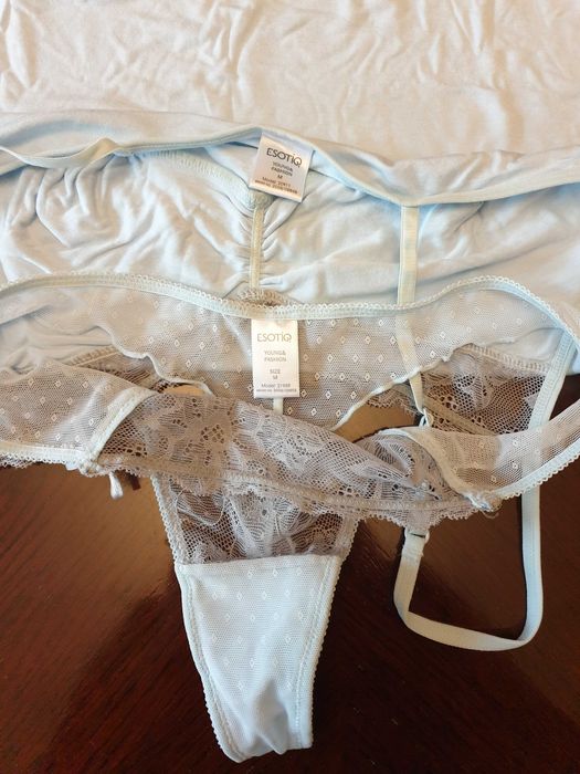 Bielizna komplet Esotiq, M, jasnoniebieski, koronka, koszulka stringi