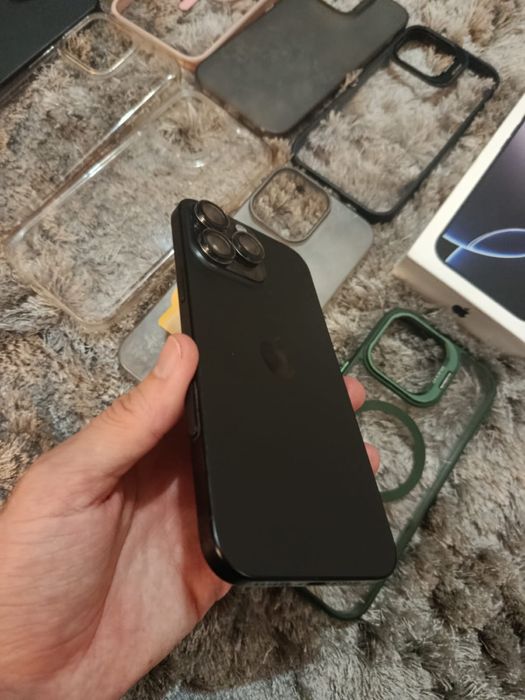 Iphone 16 pro max 256 black titanium