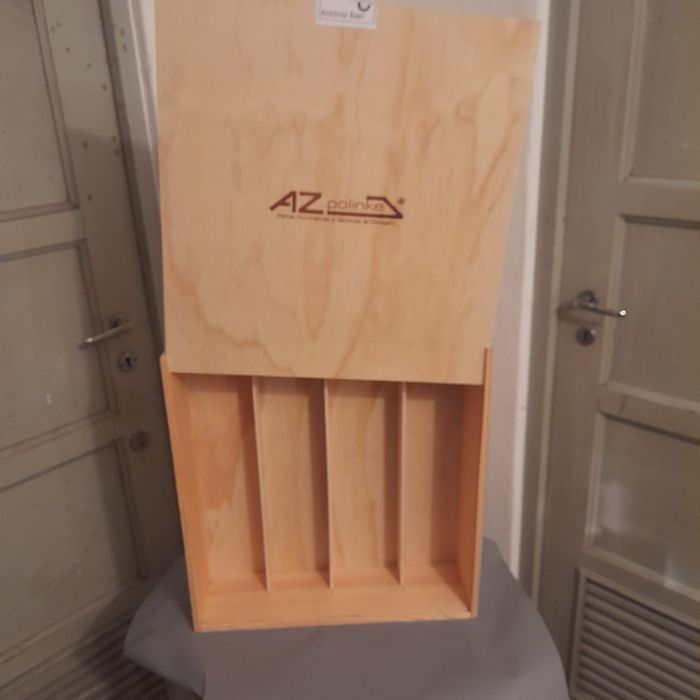 Caixas madeira garrafas