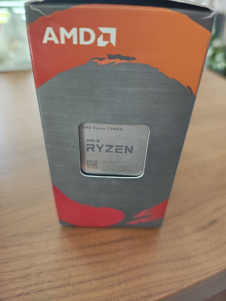 Zestaw płyta główna MSI B550 Tomahawk, Ryzen 5800X, 32GB RAM DDR4 Pat
