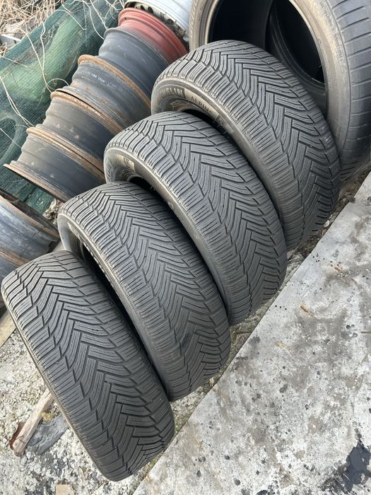 Шини всесезонні Мішелін 215/60r16