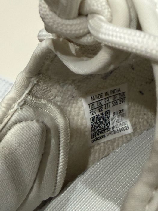 Yeezy boost 350 v2 BONE