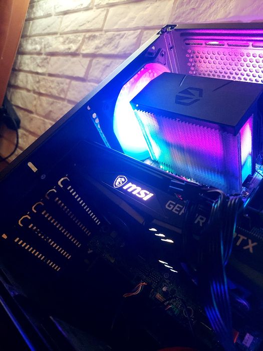 Bardzo mocny Komputer Rtx 3060 + MONITOR