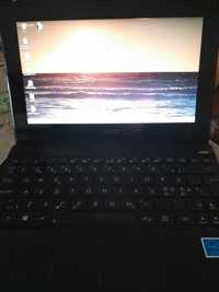 Mały laptop notebook z dotykowym ekranem Asus SonicMaster czarny