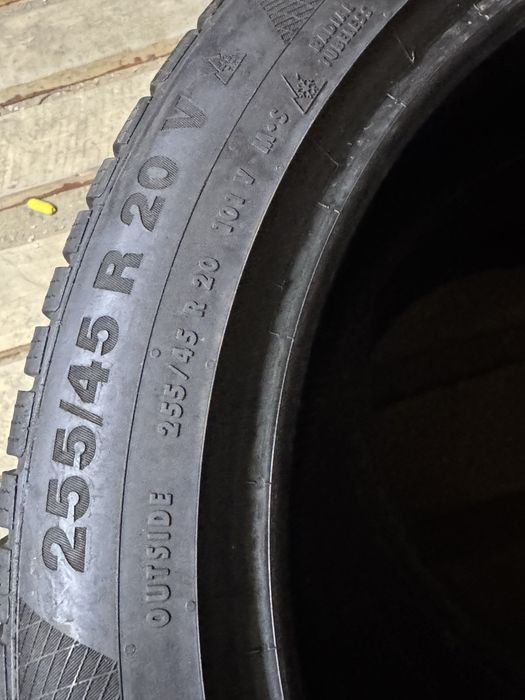 Continental 255/45/20