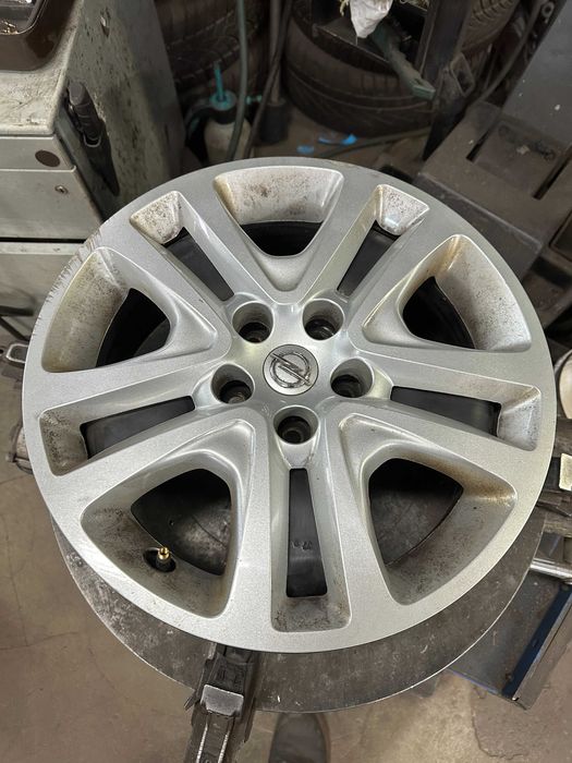 Felgi z kolpakami Opel Astra K