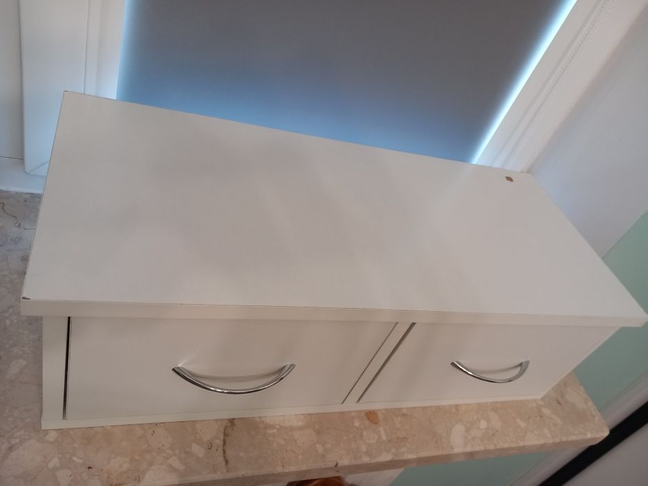 Półka  z szufladami