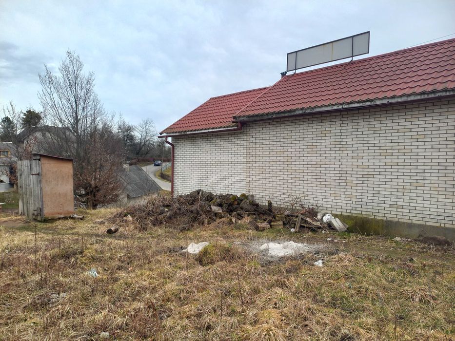 Продаж комерційного приміщення в с. Слобідка, вул. Січ. Стрільців