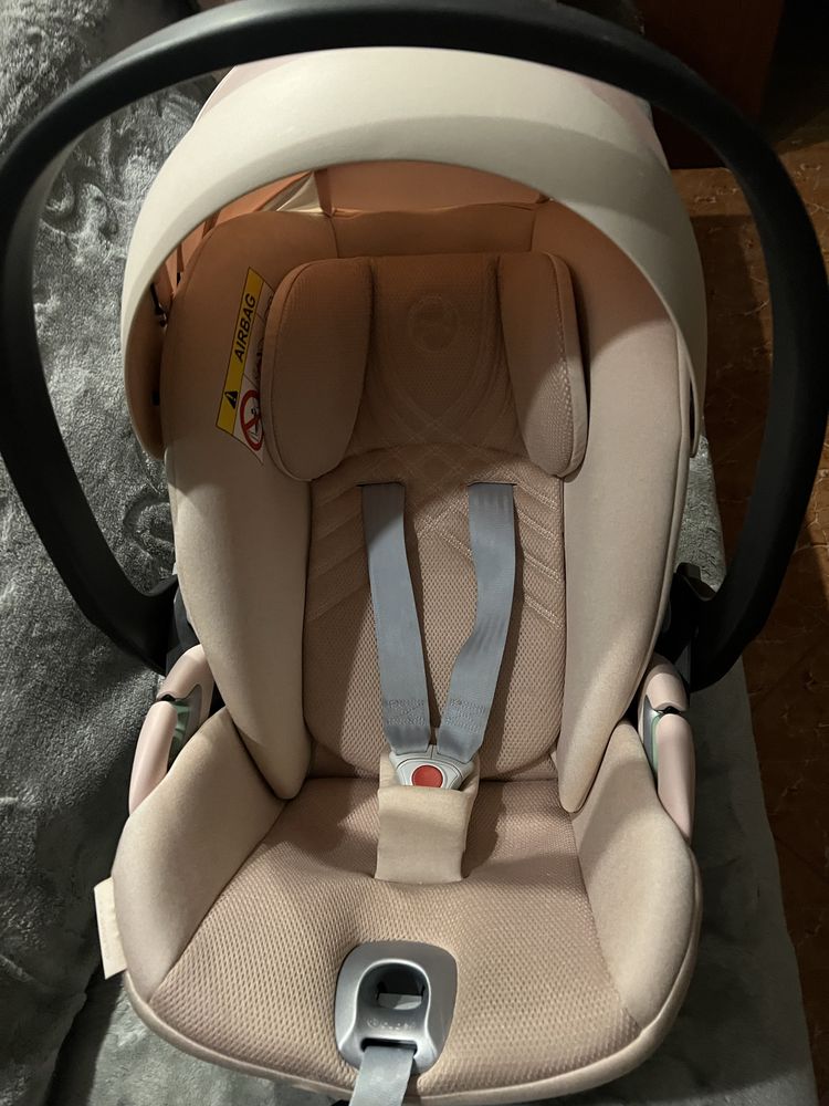 Wozek 3w1 firmy  cybex.