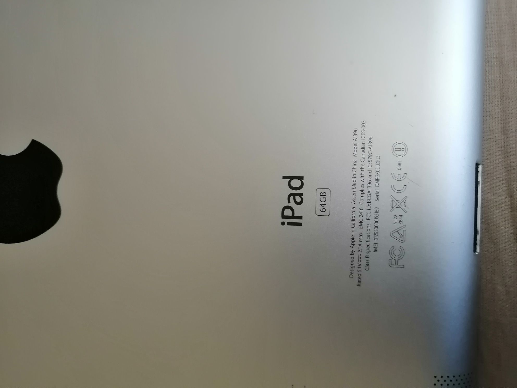 iPad 64 GB, działający.