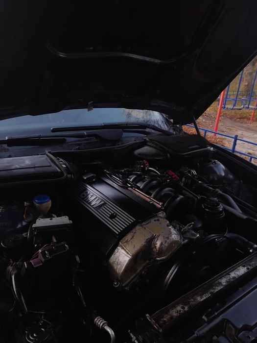 Продам бмв е39 м52 мотор