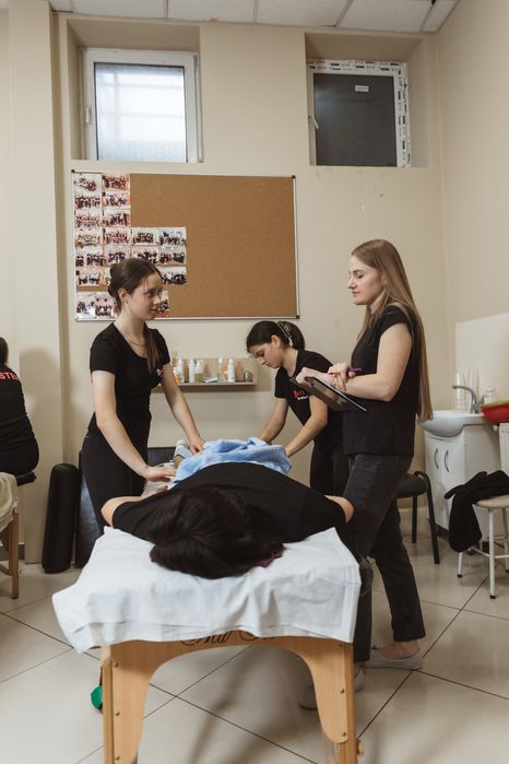 Лікувальний, оздоровчий, профілактичний масаж. Навчання. Чернівці.