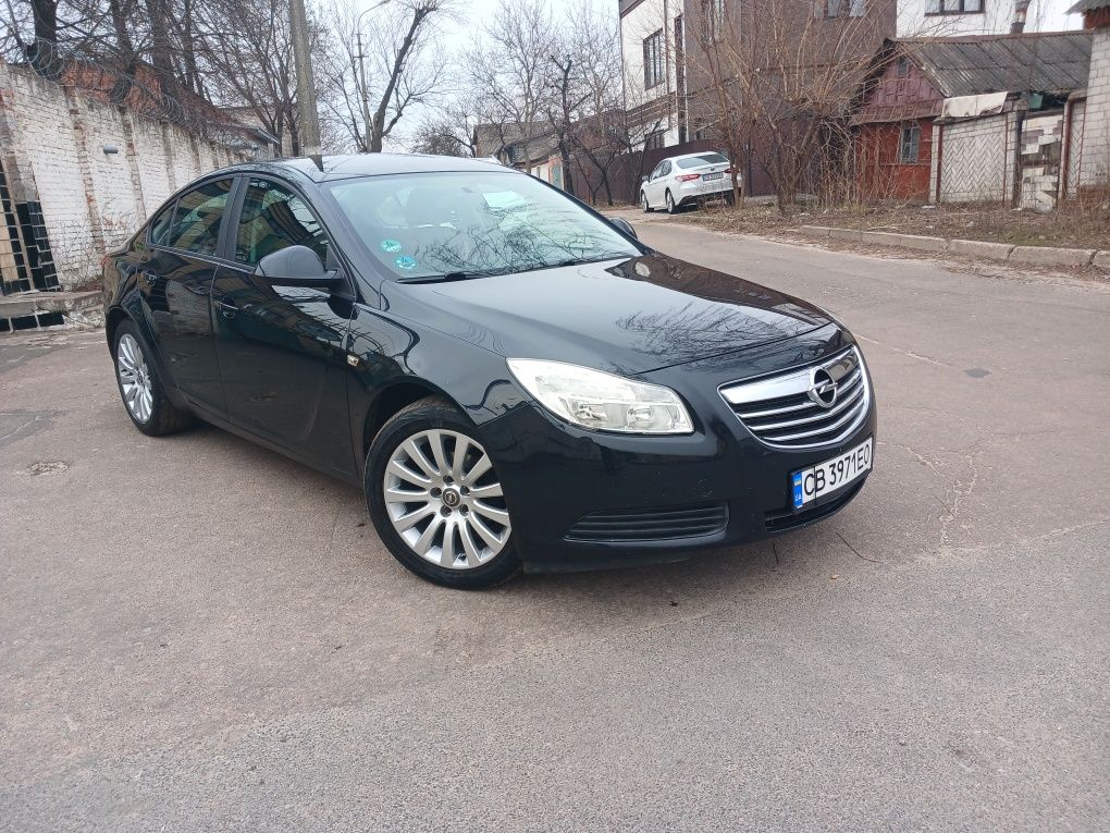 Продам Opel insignia