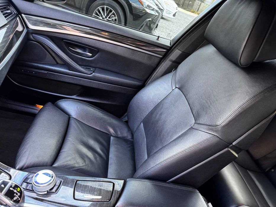 BMW 5 Series 2013 Гибрид 3,0