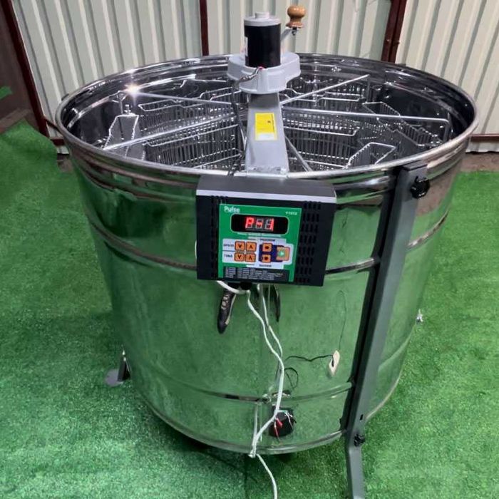 Медогонка полуавтоматическая нерж 6 рамок, с ременным эл.приводом 12В.