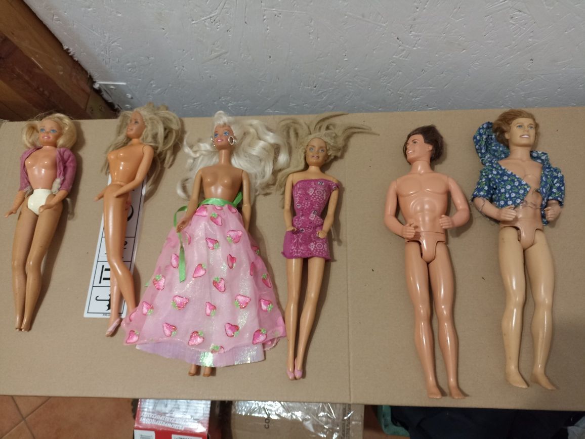 6 bardzo starych lalek Barbie i Ken roczniki 1959, 66,68