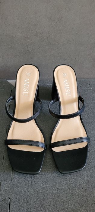 Buty czarne sandały na obcasie r. 38