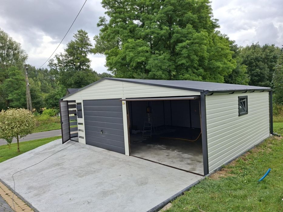 Garaże blaszane drewnopodobne