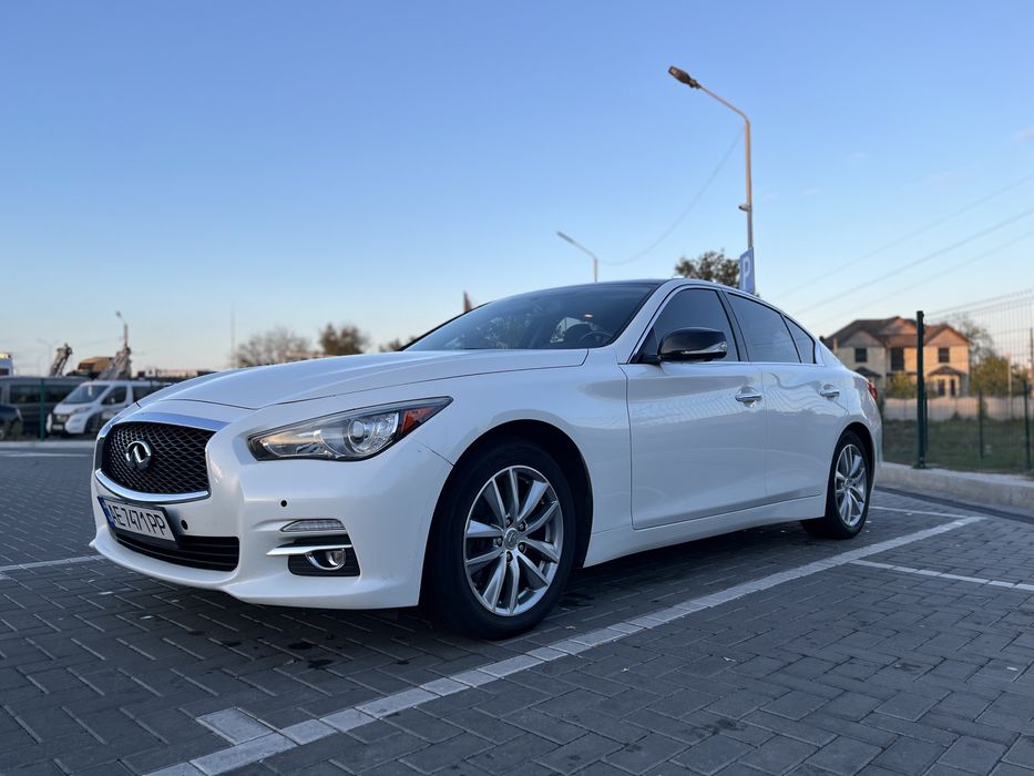 Infiniti Q50 2.0