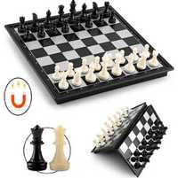 Шахматы магнитные с чёрными и белыми фигурами 36х36см