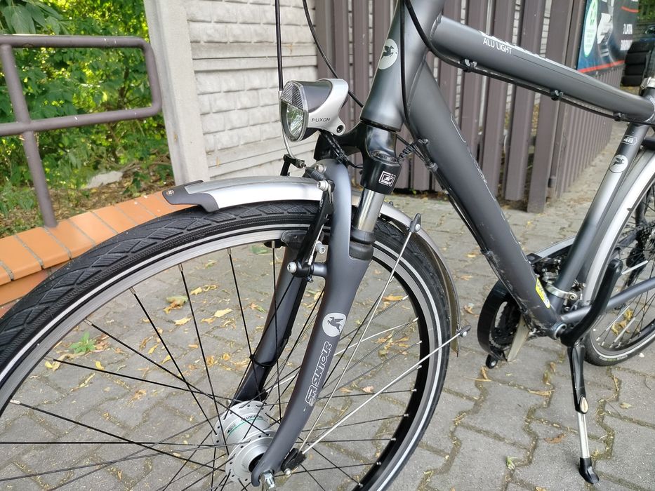Rower trekkingowy Pegasus Solero 28 jak nowy