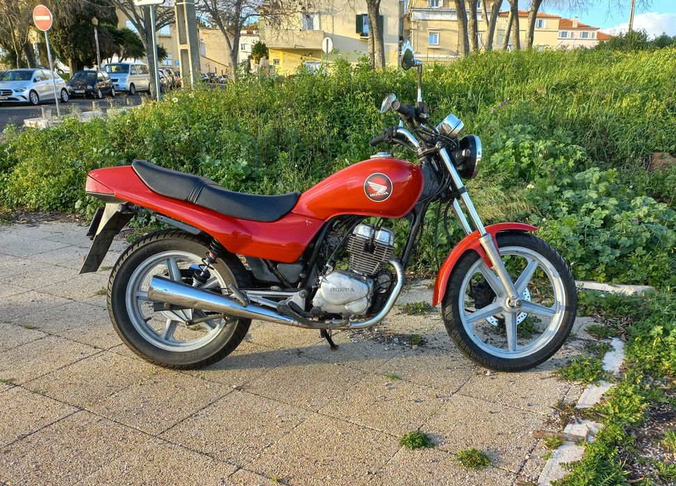 Honda CB250 ano 2002