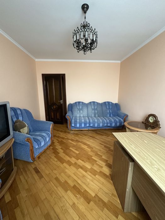 Продаж 4-х кімнатної квартири Дружба