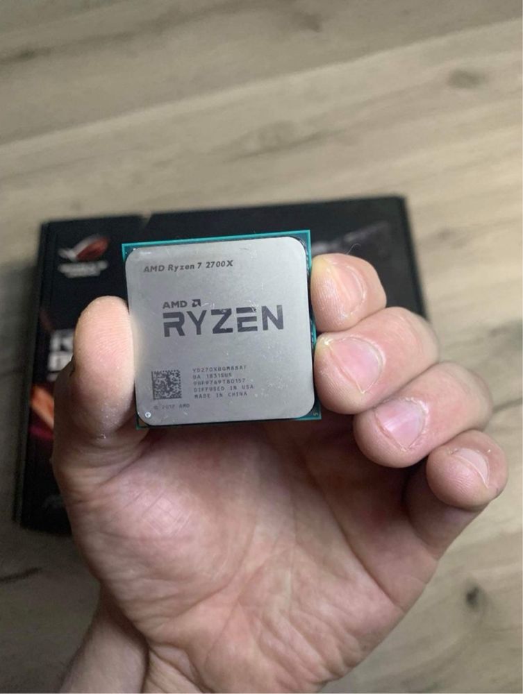 Процесор AMD Ryzen 7 2700х