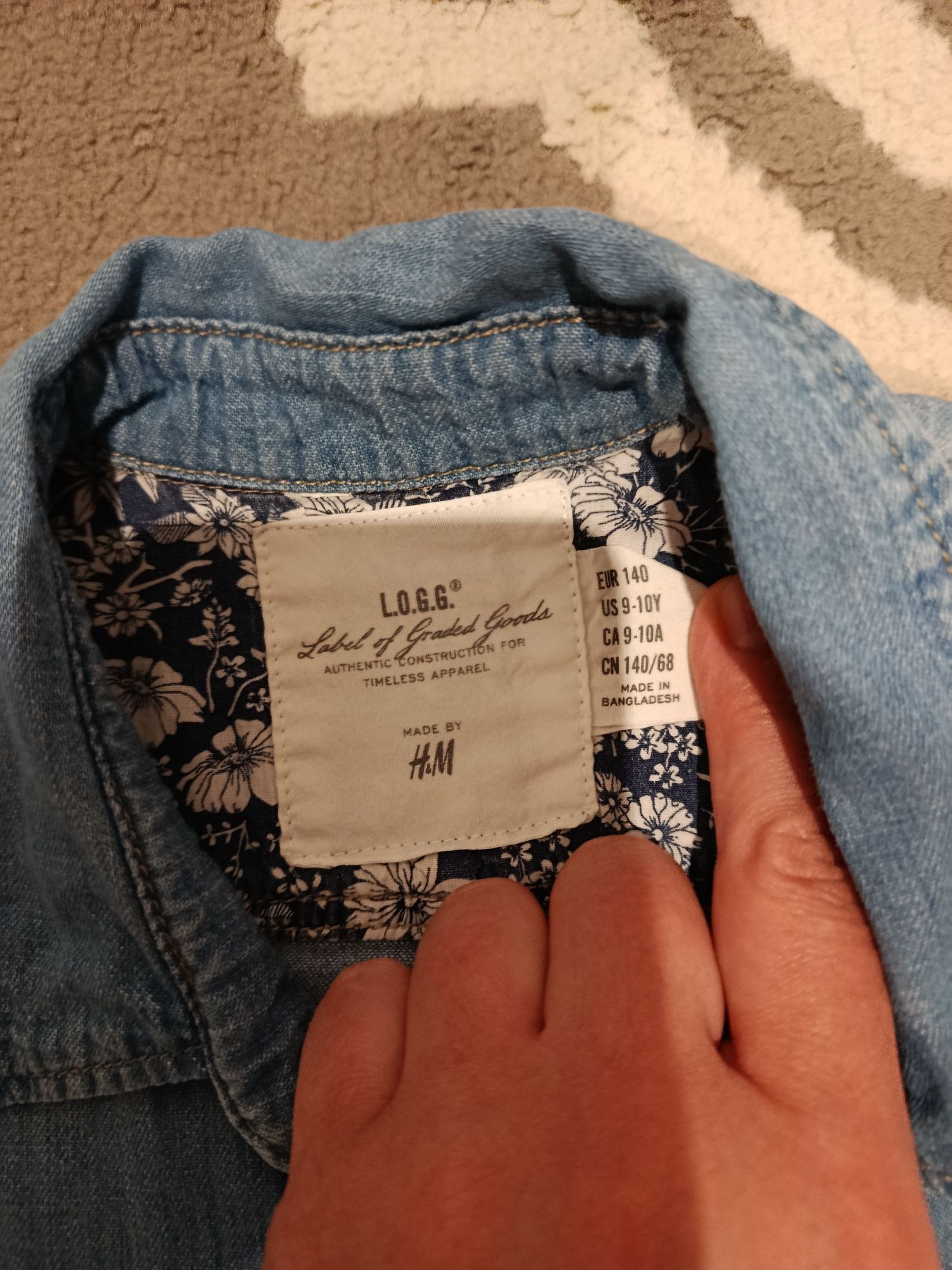 Sukienka H&M w rozmiarze 140